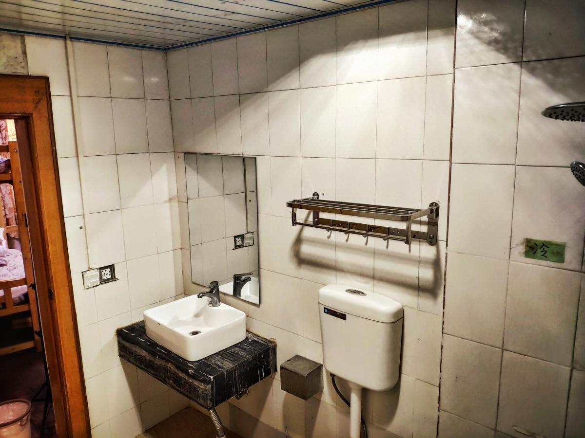 第三极国际青旅花巷店 Ліцзян Екстер'єр фото